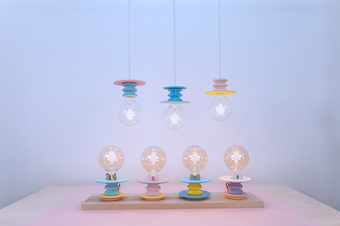 Frutti Lamp collection by 24d-studio consists of various color combination pendant and stand lamps allowing users to select their favorite.