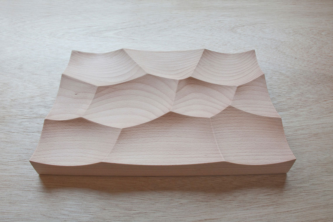 Large Storm Tray in solid beech wood comes with unique grain surface pattern