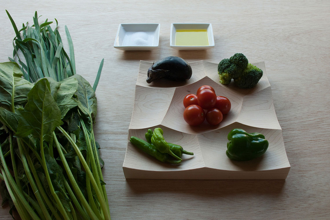 Small Storm Tray made from solid maple wood is perfect for vegetable serving and display